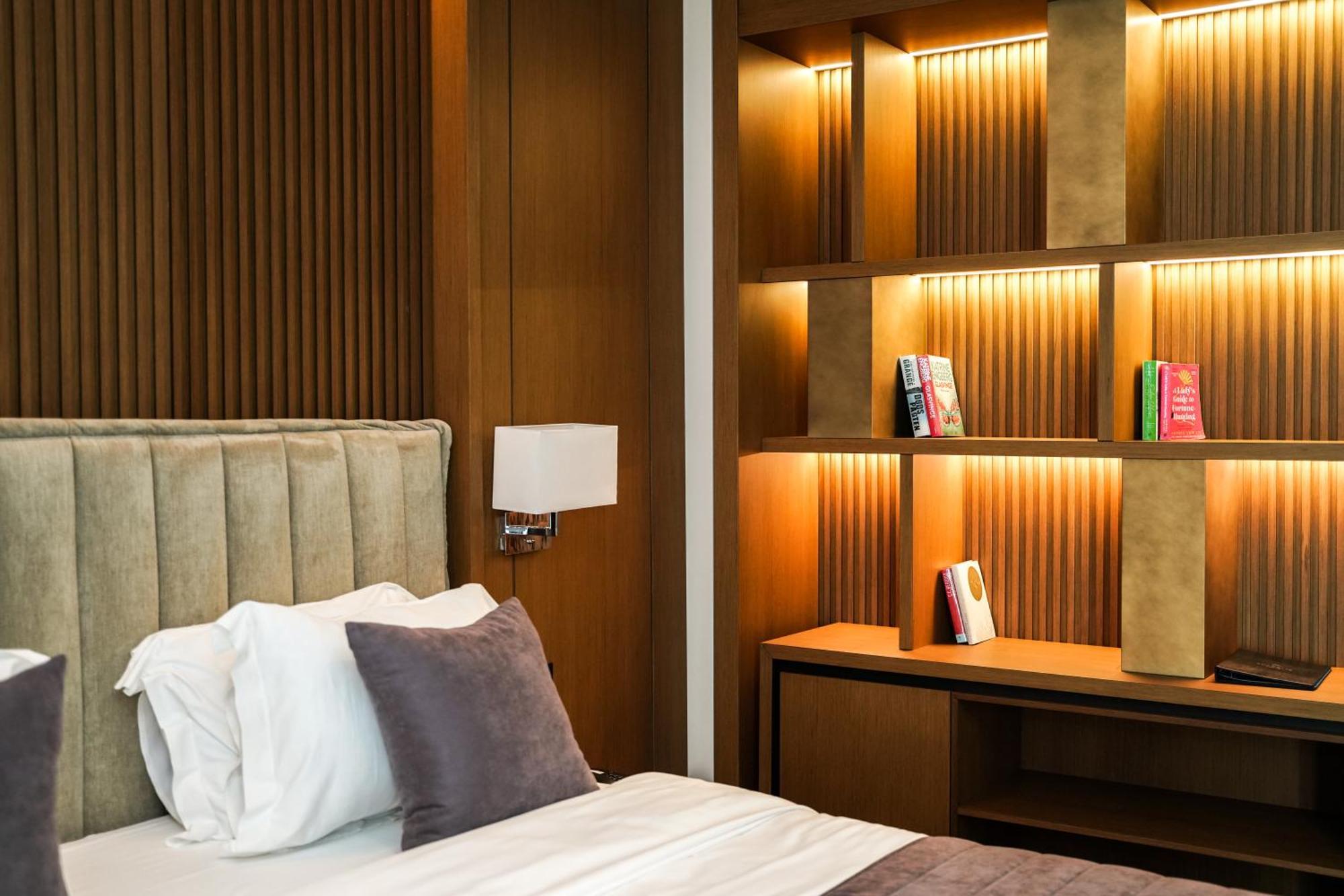 Supreme Hotel 格勒姆 外观 照片
